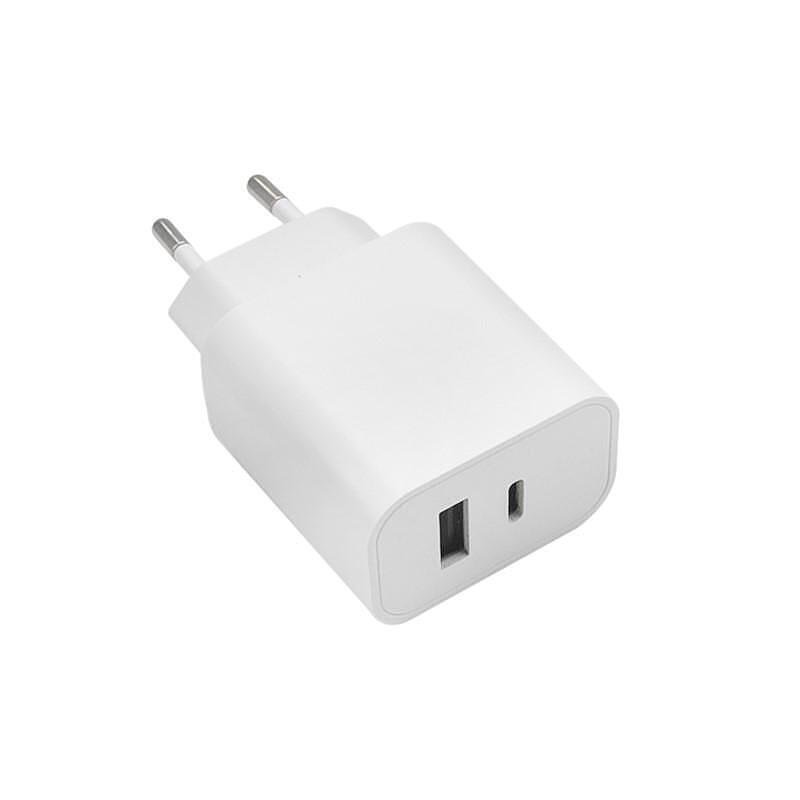 Зарядно 220V PD Maxlife